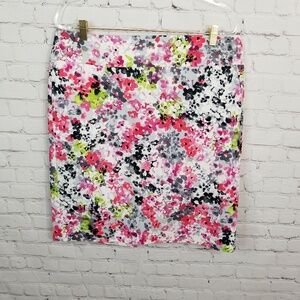 Liz Claiborne floral skirt fully lined size 16